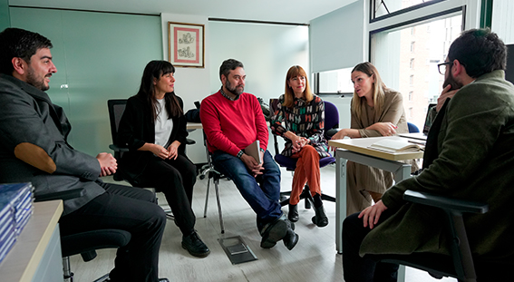 Ana Vázquez visitó a los estudiantes de Comunicación Audiovisual