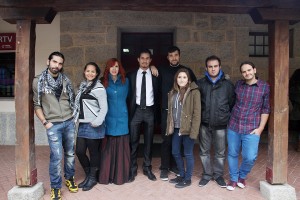 Ángel Gabriel Rebellado junto al equipo de "Asesinato Valentina", en la Universidad Nebrija