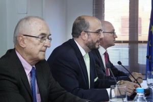 El rector inaugura el postgrado “Nuevas tecnologías aplicadas a la gestión en agencias de viajes”