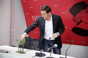 El presentador y Premio Ondas Javier Ruiz charla con los alumnos de Máster en Periodismo en Televisión