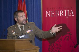 El teniente coronel de artillería Manuel González Hernández.