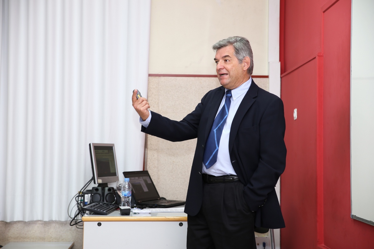 El ingeniero Sergio Rinland imparte un seminario sobre Simulación en
