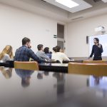 Encuentro en la Universidad Nebrija con el periodista Juan Pedro Manzano
