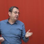 El arquitecto Iñaki Ábalos explica las claves de su obra a los alumnos de Nebrija