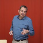 El arquitecto Iñaki Ábalos explica las claves de su obra a los alumnos de Nebrija