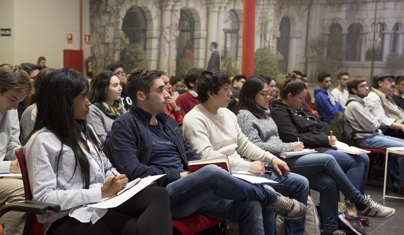 Nuevo encuentro de antiguos alumnos sobre networking