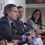 Mesa redonda sobre la importancia del Colegio de Abogados