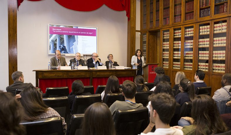 La política exterior en España, a debate en la Universidad Nebrija