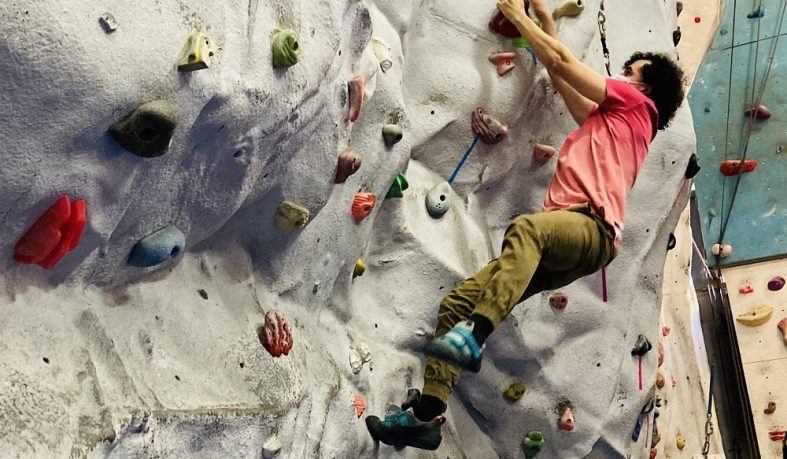 Escalada deportiva con el Club de Aventura