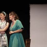 Nebrija Escena "Cuidado con las macetas"