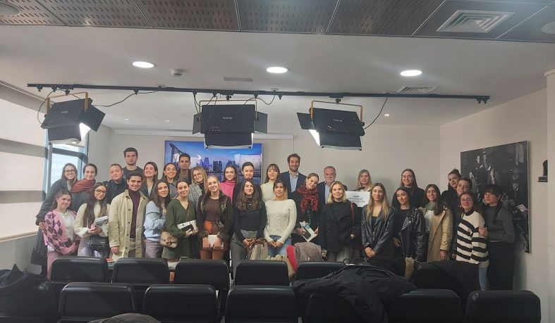 Estudio de Comunicación. Visita Nebrija