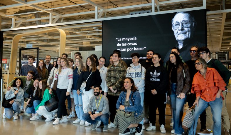 Alumnos-de-la-Universidad-Nebrija-realizaron-una-visita-exclusiva-a-eXperience-Lab-de-Ikea-scaled