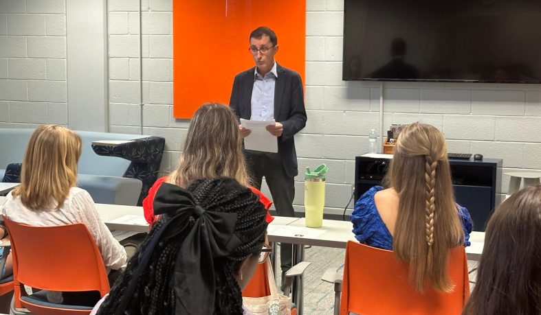 El-CEHI-en-el-Spring-2024-Awards-Ceremony