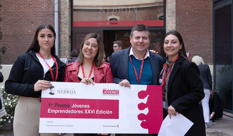 Un-proyecto-sobre-el-ciclo-menstrual-gana-el-premio-Jovenes-Emprendedores-Nebrija-2024