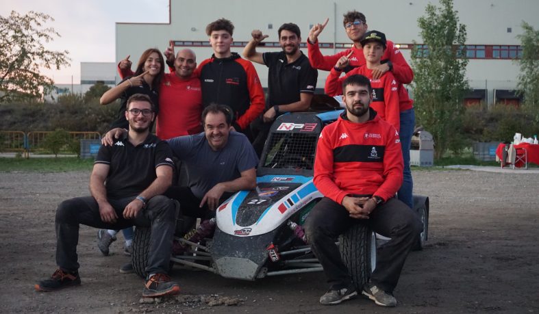 El piloto de Nebrija Diego Martínez, campeón de España de CrossCar RX
