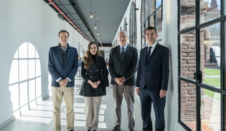 Entrega de las becas ‘Alumni ITG Auditores’, impulsadas por el antiguo alumno Fernando González