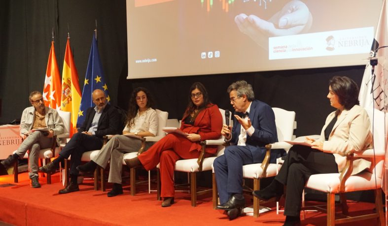 Expertos sostienen que llegará una IA comparable a la inteligencia humana