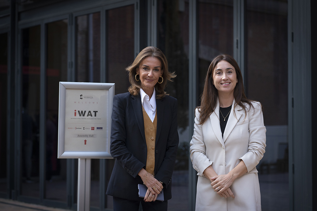 Ana Álvarez y Adelaida Fernández