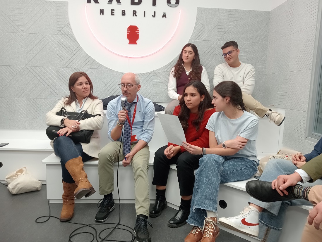 Eduardo Castillo radio