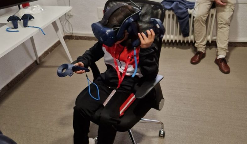 La II Feria Infantil de la Ciencia convierte a los niños en piratas en busca del tesoro del aprendizaje