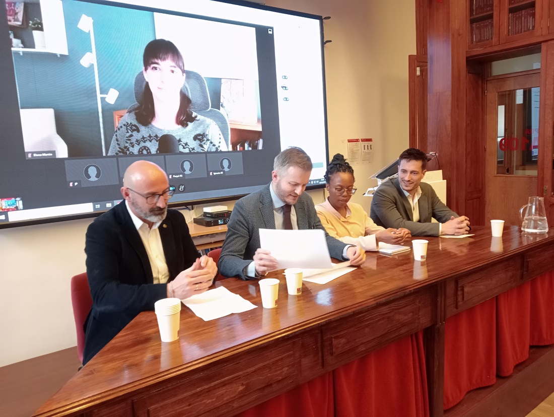 Mesa redonda movilidad sostenible