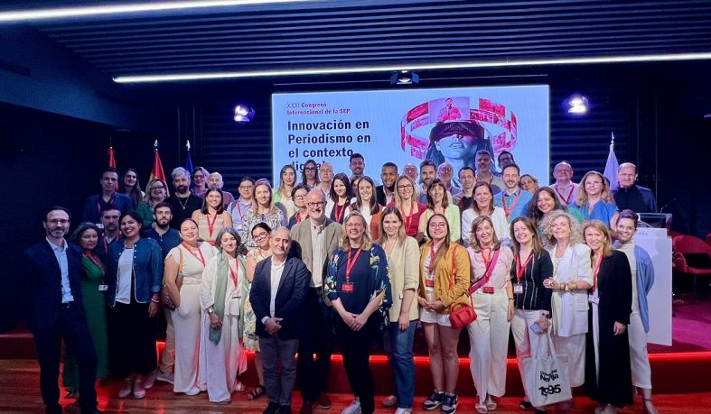 El periodismo invoca a la innovación tecnológica para revertir su pérdida de autoridad