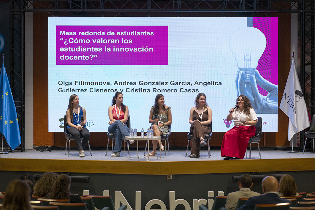 mesa redonda lorena delgado innovación docente