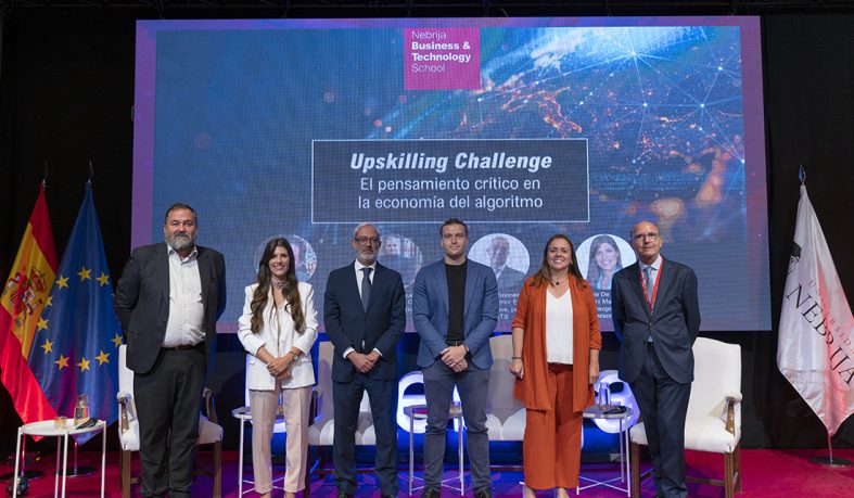 El pensamiento crítico, la tabla de salvación en la economía del algoritmo