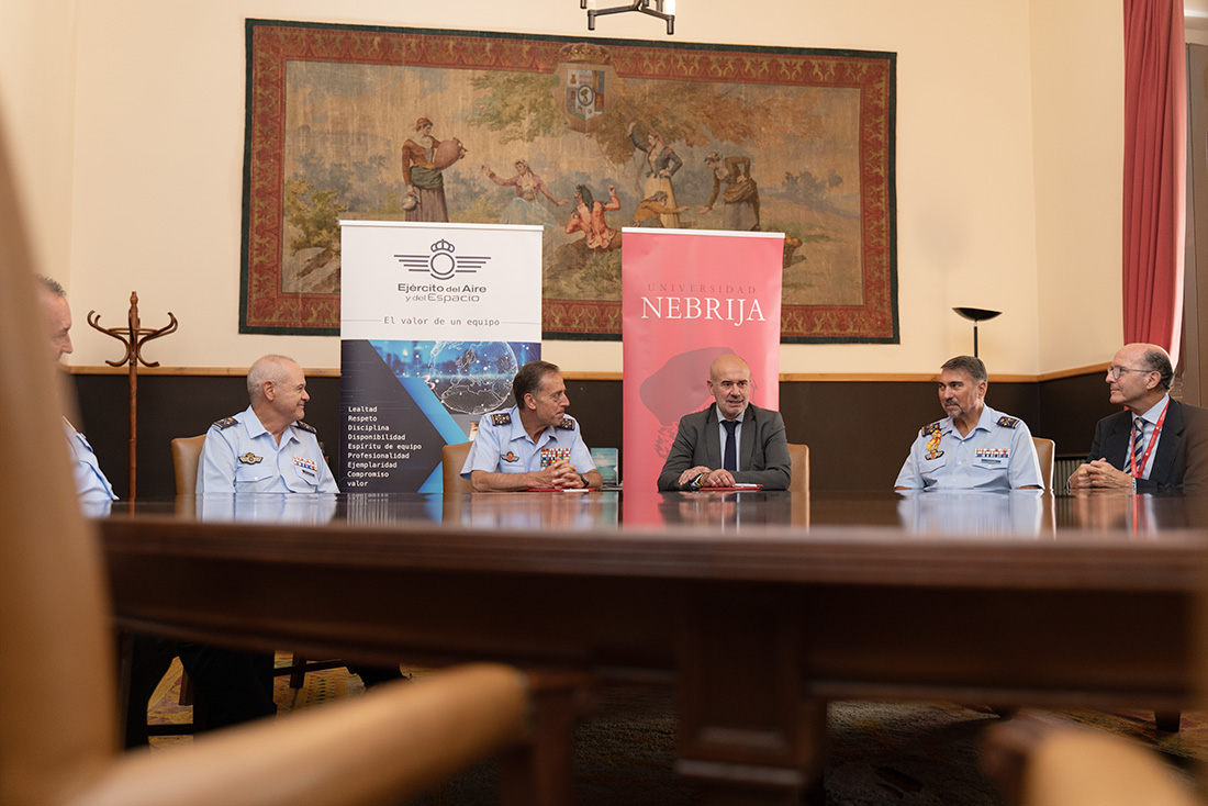 máster en administración económica y logística aeroespacial
