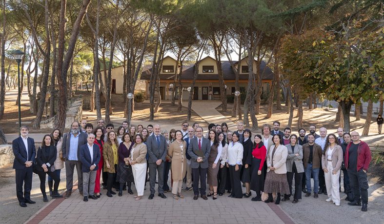 Los investigadores de Nebrija extienden sus redes de proyectos de enjundia hacia sus colegas...