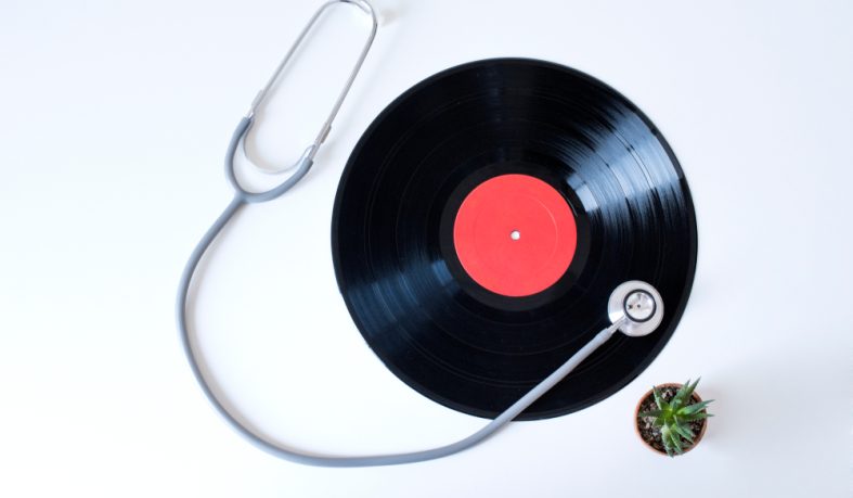 La música puede mejorar el bienestar de pacientes en la UCI y ayudar en su recuperación...