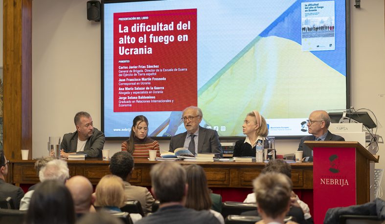 Expertos militares, académicos y de la sociedad civil ven lejano un alto el fuego en Ucrania