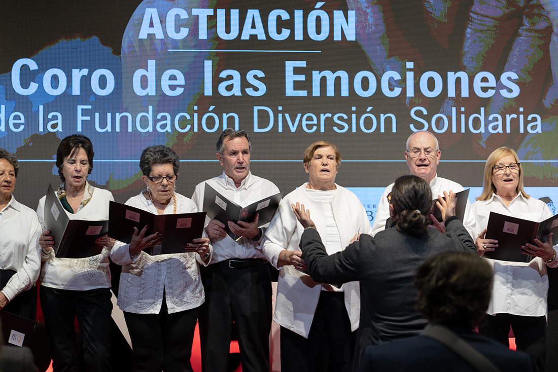 Soledad no deseada. Coro de las emociones
