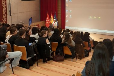 Las IV Jornadas Científicas de Estudiantes de Enfermería impulsan el pensamiento crítico y la práctica basada en la evidencia