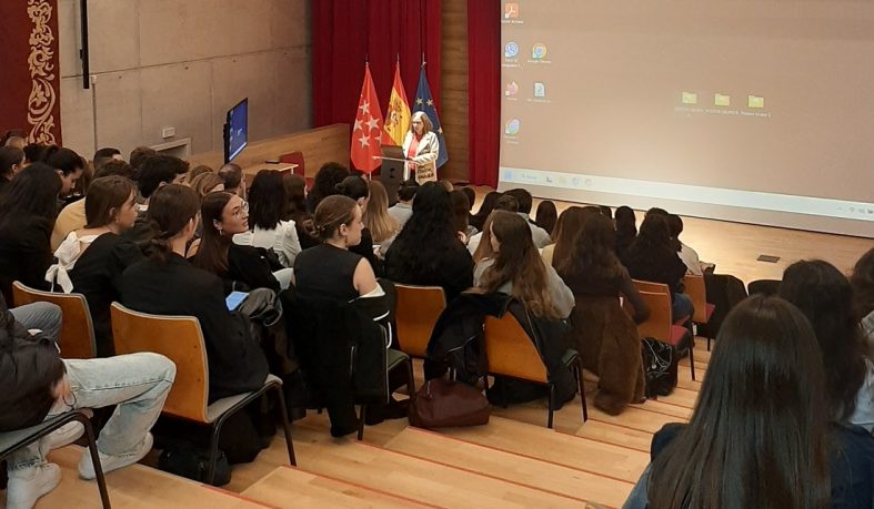 Las IV Jornadas Científicas de Estudiantes de Enfermería impulsan el pensamiento crítico y la práctica basada en la evidencia