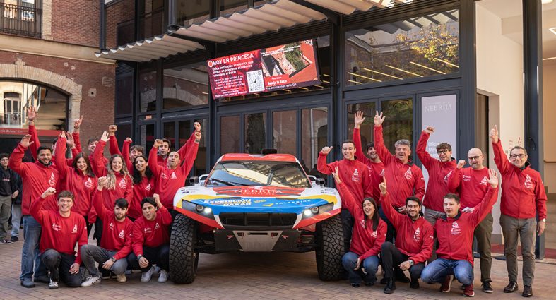 La Universidad Nebrija regresa al Dakar 2026 junto al piloto Pedro Peñate