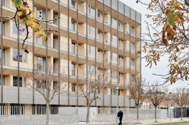 Ramon Bosch. Un bloque de viviendas en Girona, ejemplo de arquitectura sostenible