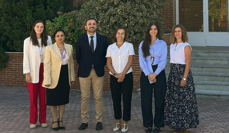 El Colegio Santa María de los Rosales y Fundación Nebrija acuerdan el desarrollo del programa CAS del Bachillerato Internacional