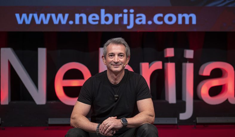 Adrián Herzkovich desvela la ecuación secreta para enamorar en LinkedIn en 3 segundos