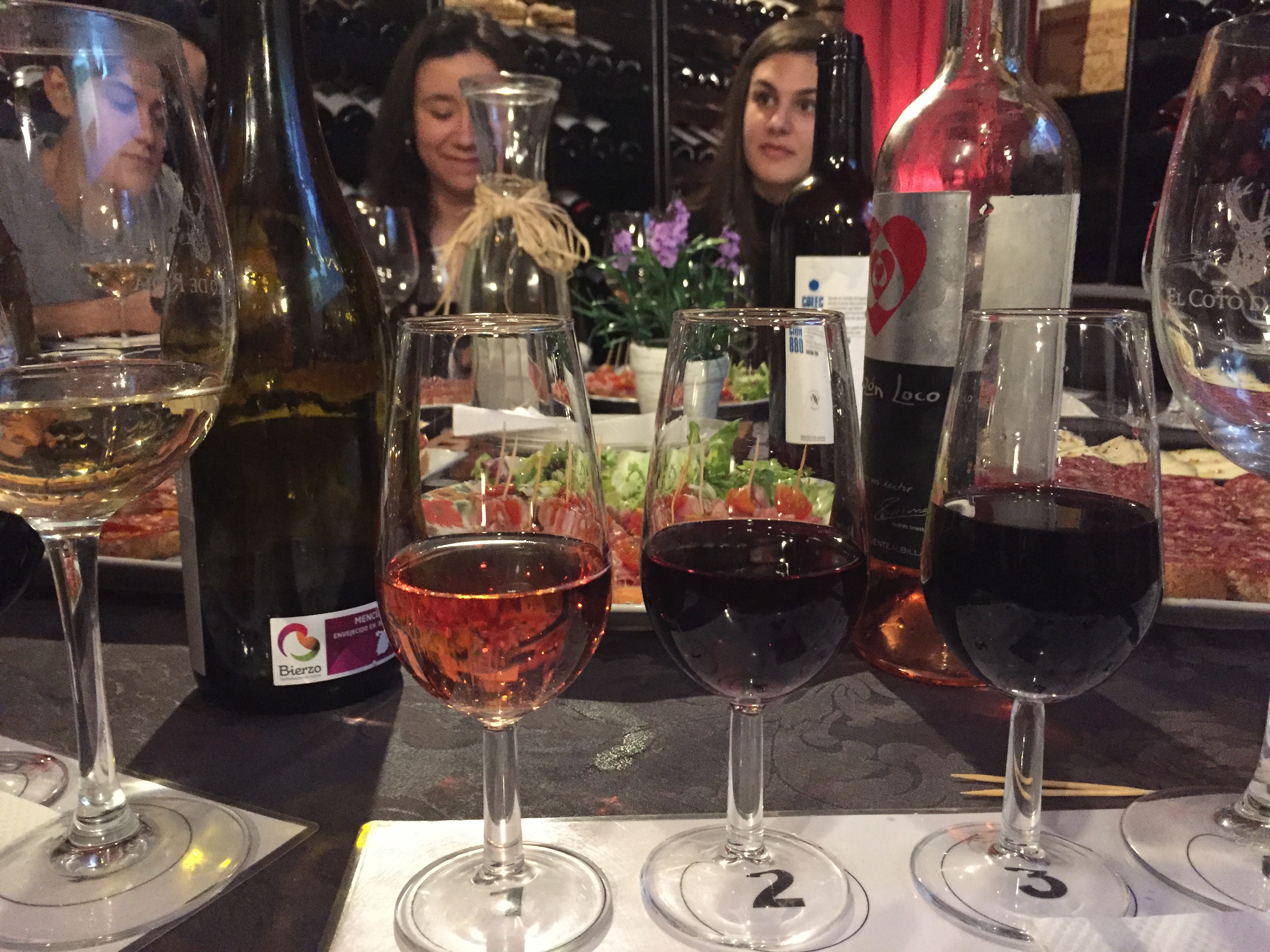 Cata de vinos españoles Centro Estudios Hispánicos